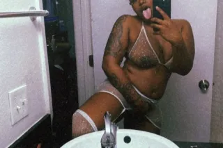 LET ME GET THAT NUT OFF FOR U DADDY!!👅😏 - Image 5